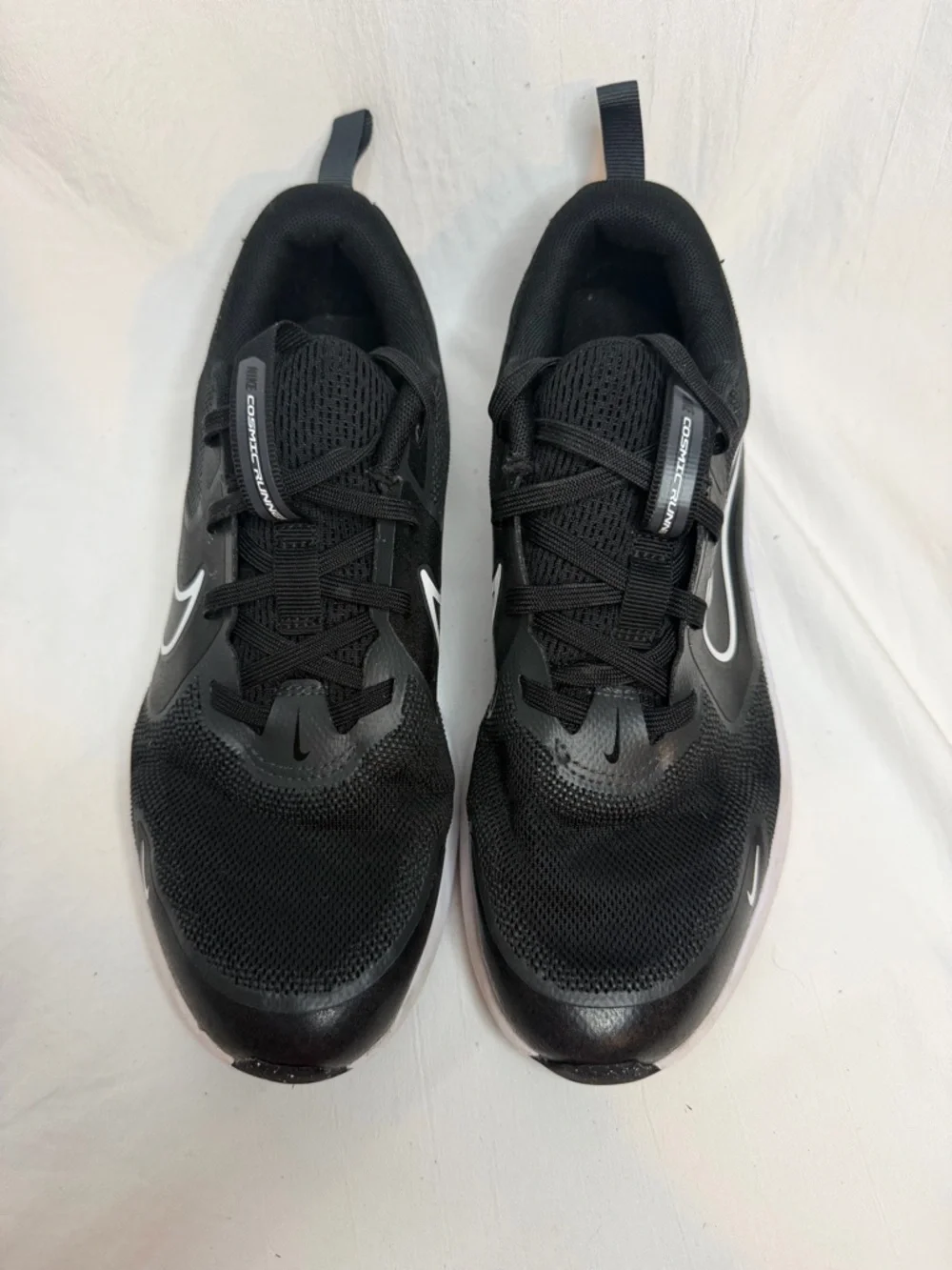 Nike Cosmic Runner Big Kids' Road Running Shoes - Black/White - Size 5.5Y - Picture 2 of 8